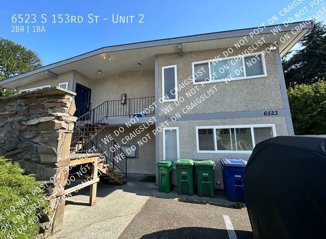 Primary Photo - Tukwila - Updated 2 Bedroom / 1 Bath Apart...