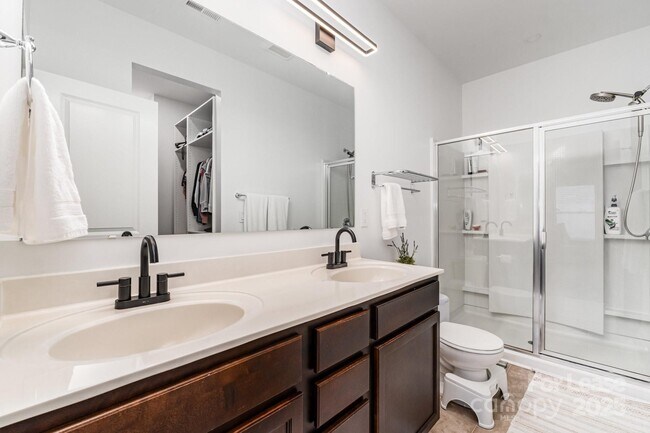 Building Photo - 3917 Bighorn Wy