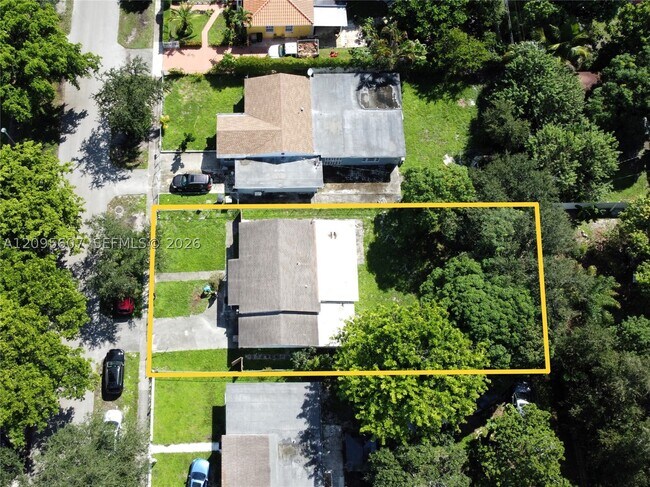 Building Photo - 760 NW 126th St