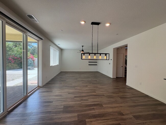 Building Photo - 7976 Cobb St