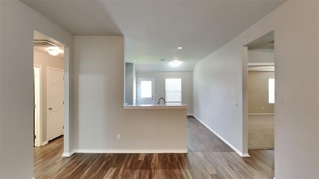 Building Photo - 13121 Bridgewater Ct