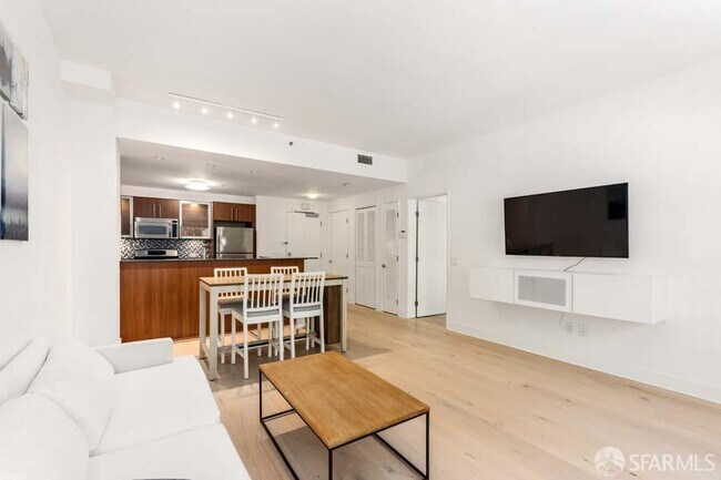 Building Photo - 50 Lansing St