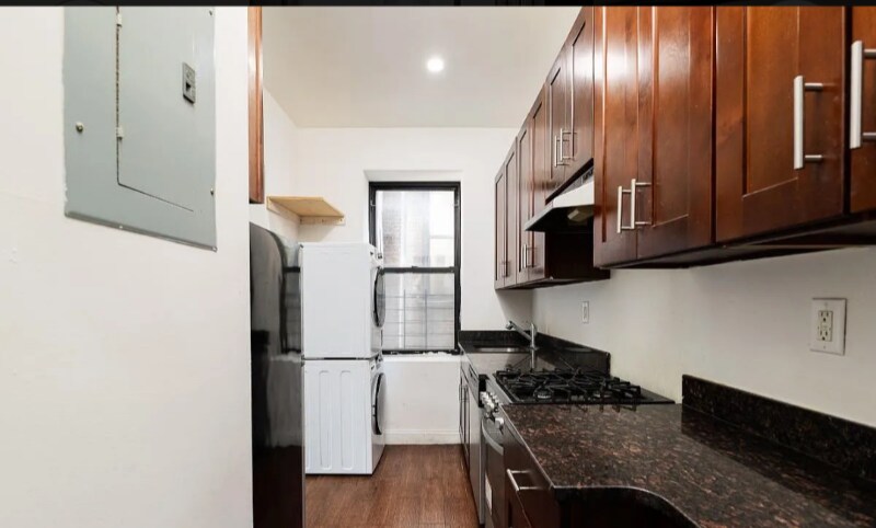 Building Photo - W. 124th St, St Nicholas Ave
