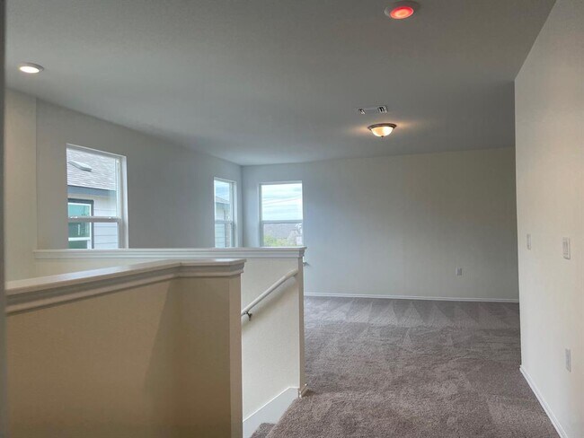 Building Photo - 12620 Anthology St