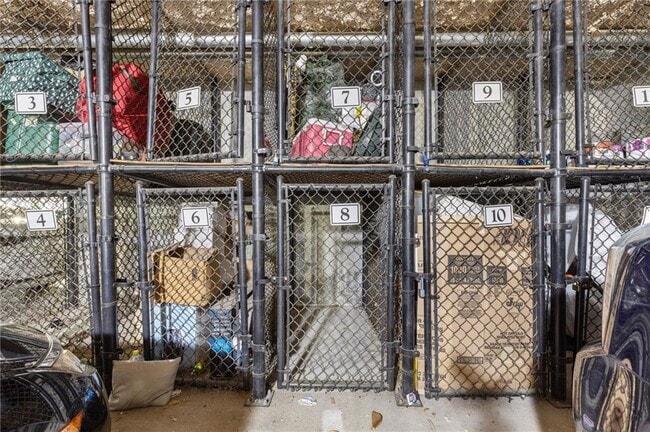 Building Photo - 3275 Lenox Rd NE