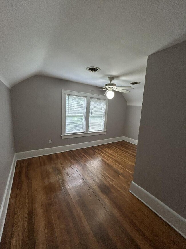 Building Photo - 3342 Yellow Sulphur Rd