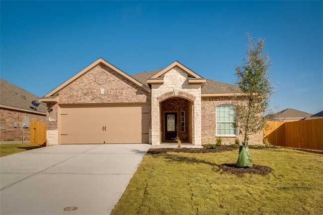 Primary Photo - 13033 Tobin Dr