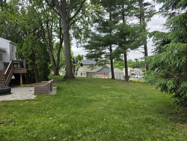 Building Photo - 7 Countryside Ct
