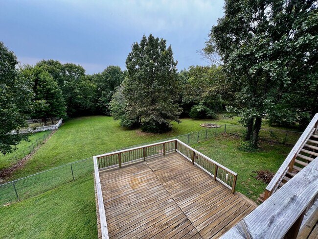 Building Photo - beautiful updated large home