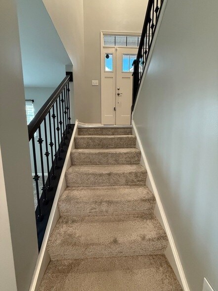 Building Photo - 8972 Dolby St