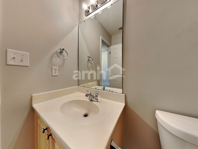 Building Photo - 4003 Semmes Ln