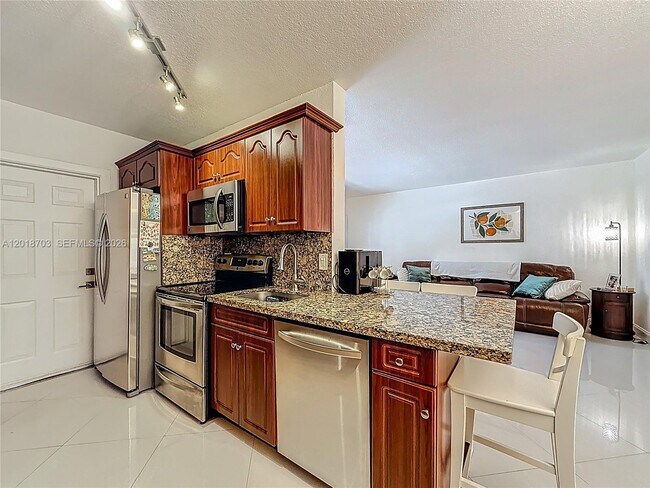 Building Photo - 2600 S Ocean Dr