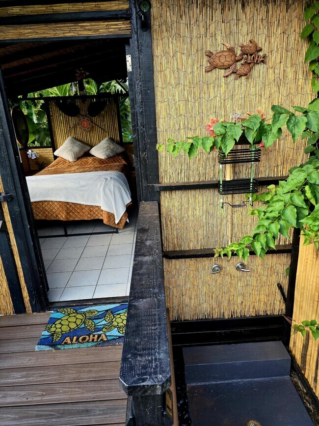 Building Photo - 15-1456-1456 10th Ave