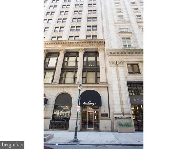 Building Photo - 1411 Walnut St