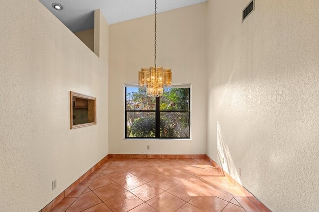 Building Photo - 9264 Ketay Cir