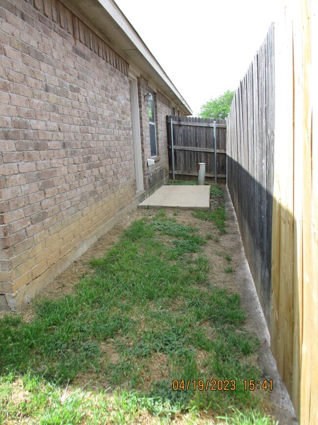 Building Photo - 5535 Homestead Rd