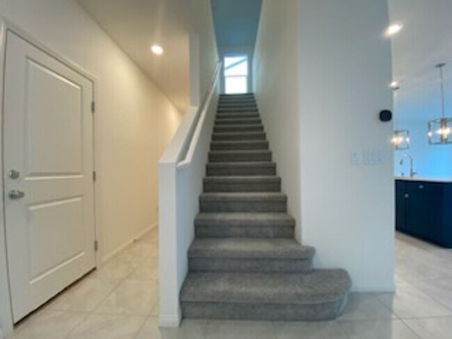 Building Photo - Gorgeous 4 bedroom ENERGY STAR certified 2...