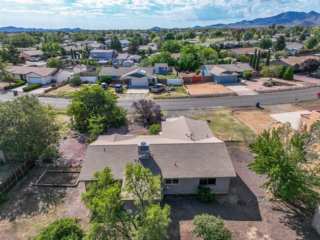 Building Photo - 7930 E Larkspur Ln