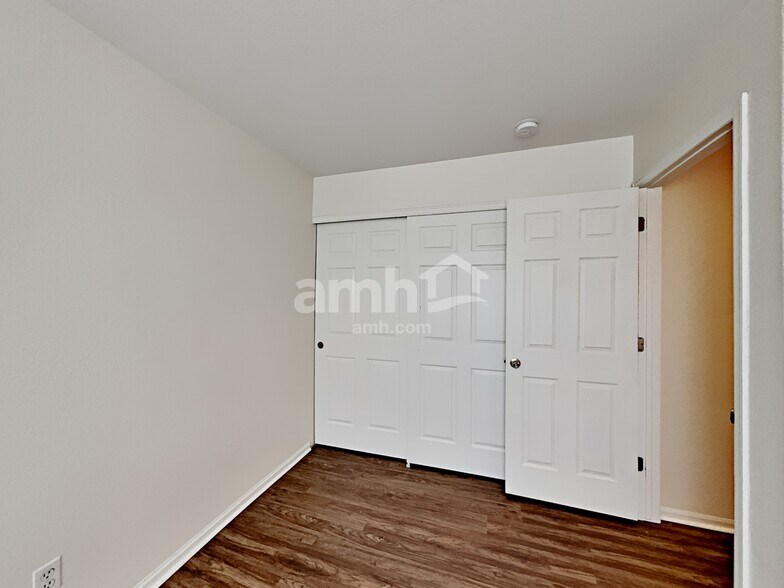 Building Photo - 1173 Sandpiper Ln
