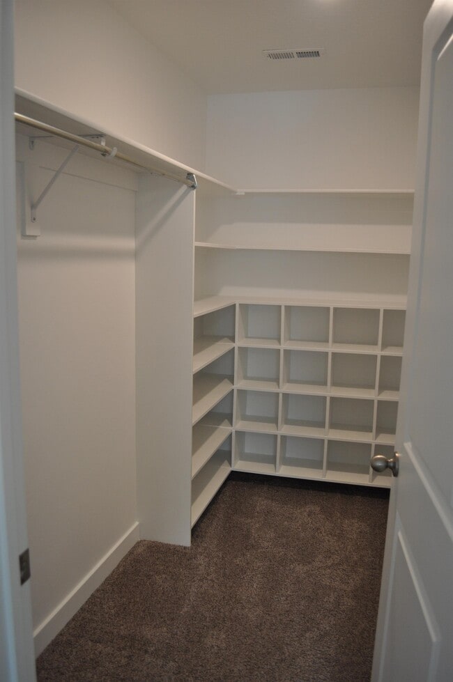 Building Photo - 14928 Messi St