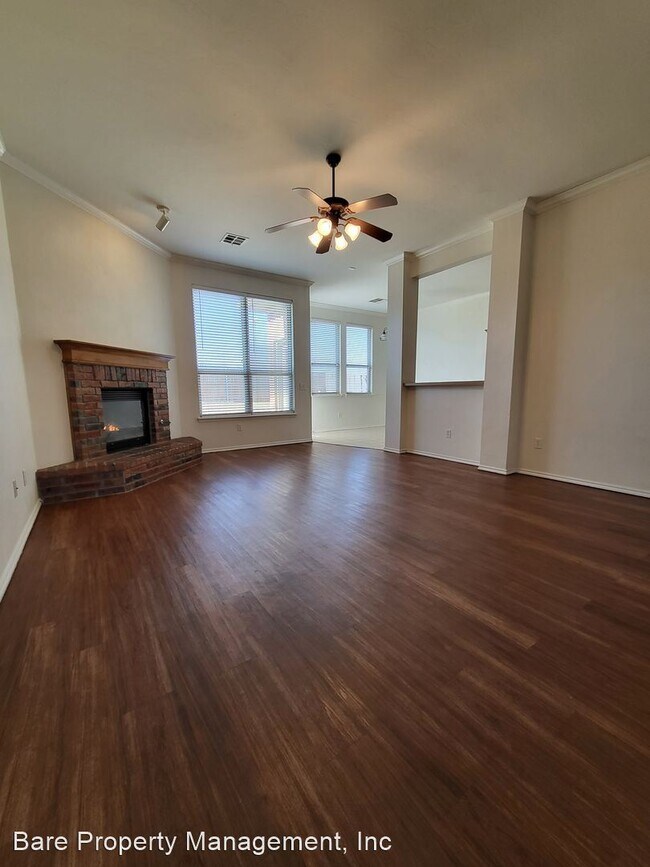 Building Photo - 4 br, 2 bath House - 524 Lone Oak Drive