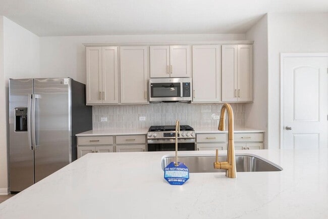 Building Photo - 116 Barret Dr