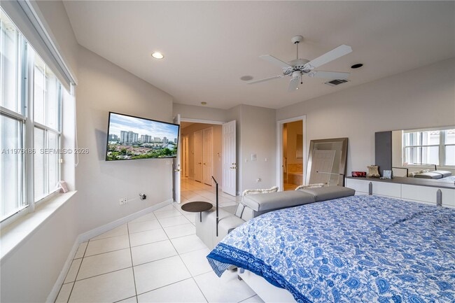 Building Photo - 1547 Mariner Way