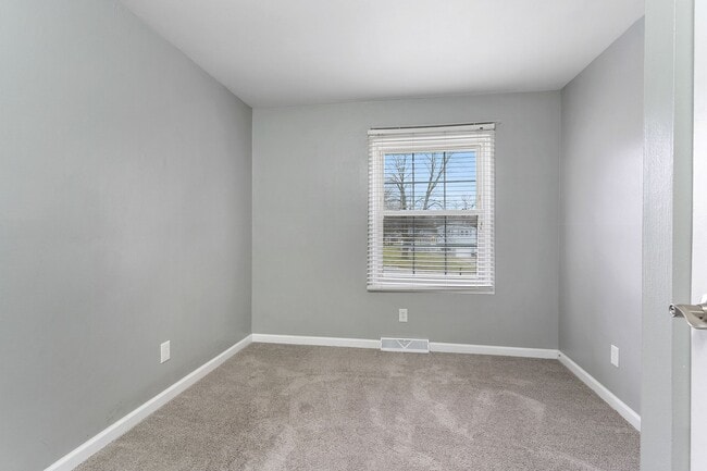 Building Photo - 3946 New Rd