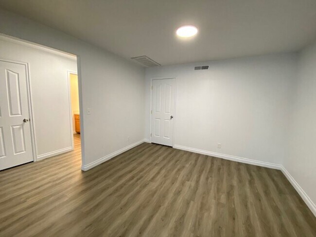 Building Photo - 766 N 2720 E