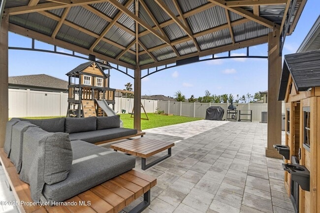 Building Photo - 12948 Conquistador Loop