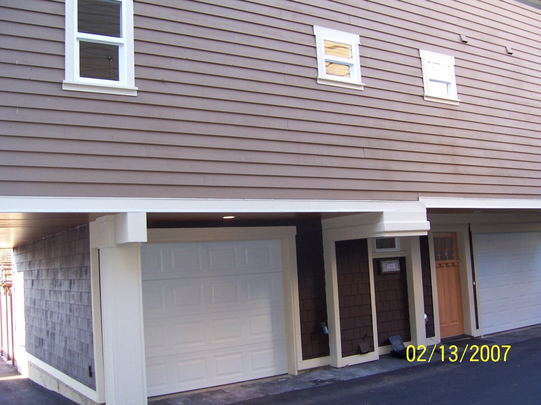 Building Photo - 4517 8th Ave NE