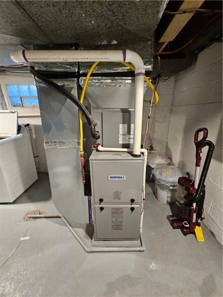 Building Photo - 4205 Stanton Ave