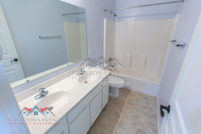 Building Photo - 14099 W Riviera Dr