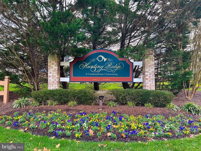 Building Photo - 6934 Hanover Pkwy