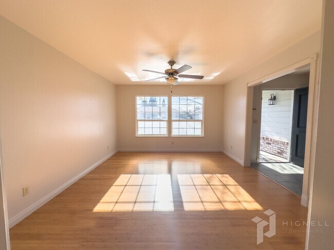 Building Photo - Amber Grove Home for Rent in Chico CA | Pool, Remodeled Interior, Landscaped Yard