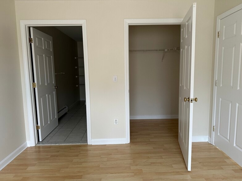 Building Photo - 303 Lime Kiln Rd