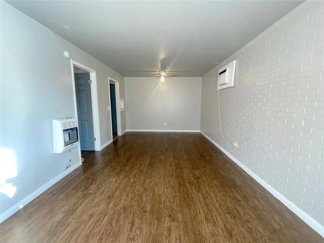 Building Photo - 6601 NW 30th Terrace