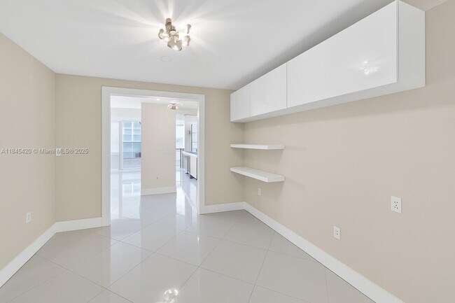 Building Photo - 9559 Collins Ave