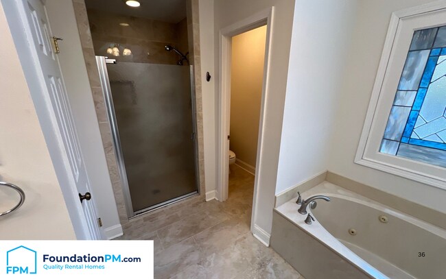 Building Photo - 8653 Chris Suzanne Cir