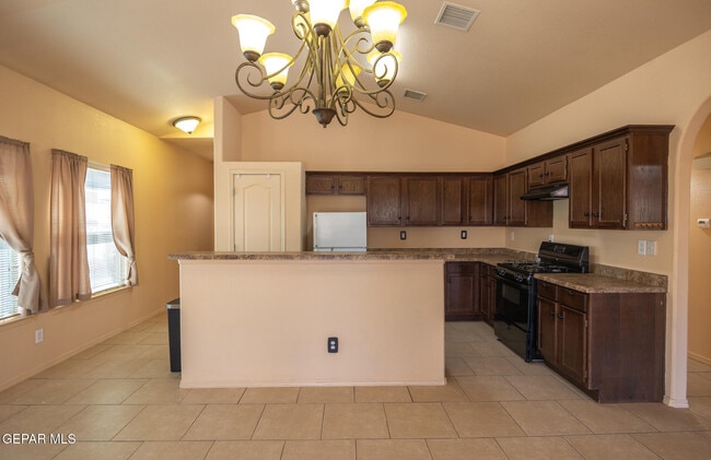 Building Photo - 11932 Mesquite Lake Ln