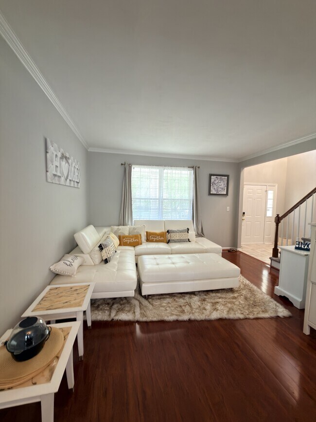 Building Photo - 3512 Chipada Ct