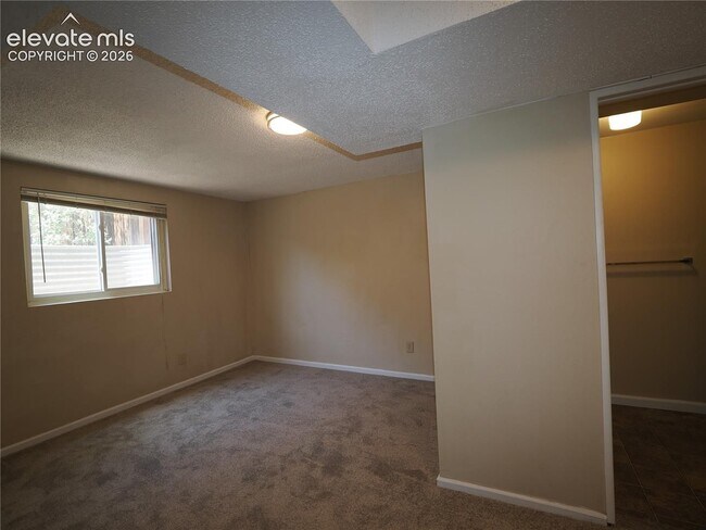 Building Photo - 7525 Deer Trail