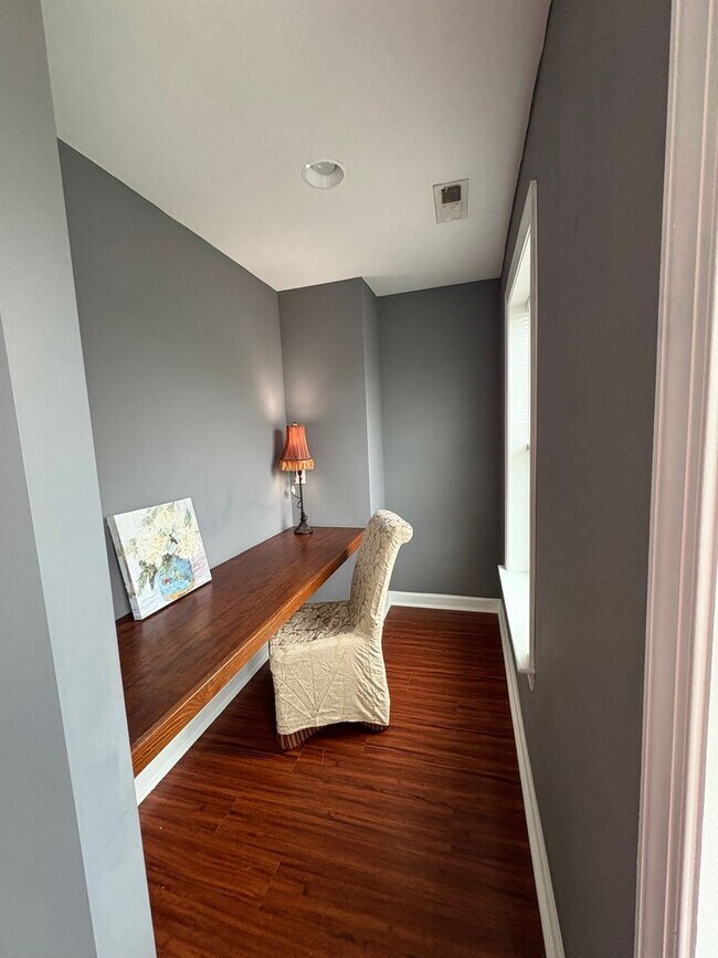 Building Photo - KIL5005-BH