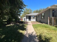 Building Photo - $0 DEPOSIT OPTION. CHARMING 2BED/1BATH DUPLEX NEAR SLOAN LAKE!!