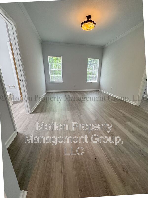 Building Photo - 6916 Northside Dr