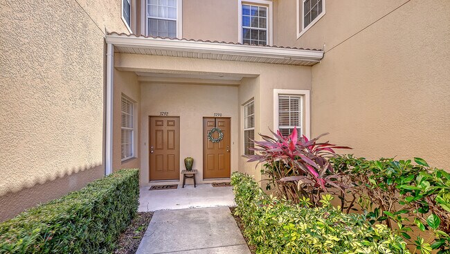 Building Photo - 3790 Parkridge Cir