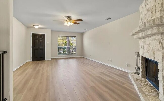 Building Photo - 2511 Jacqueline Dr