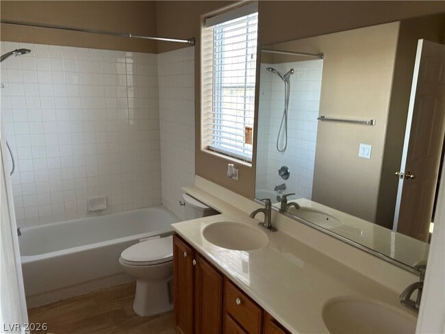 Building Photo - 1094 Silver Stone Way