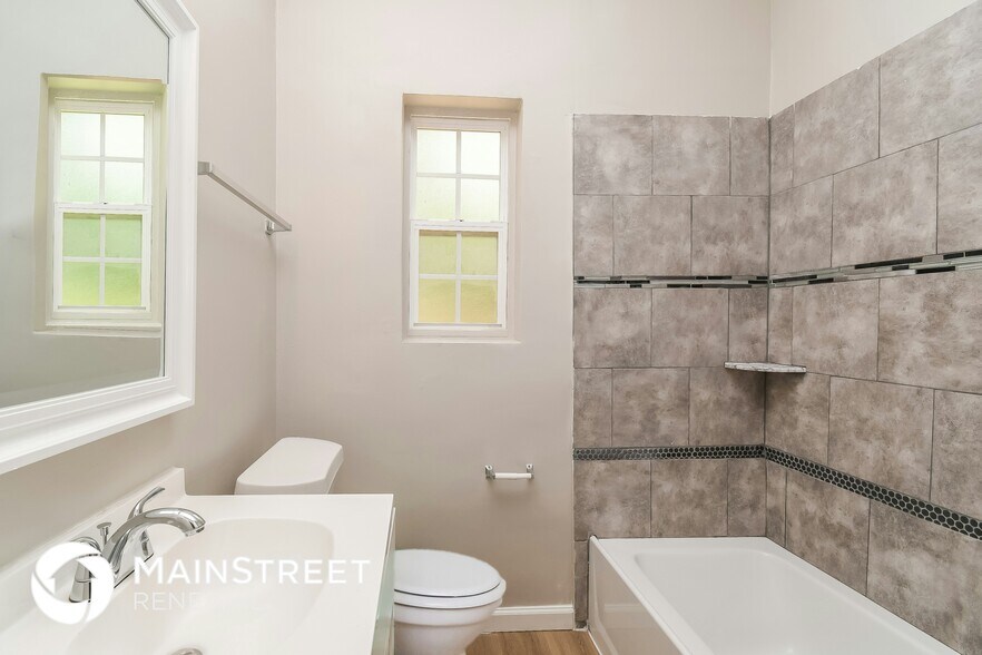 Building Photo - 4733 Irvington Ave