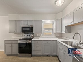 Building Photo - Spacious Home Near CSU w/ Flexible Basemen...